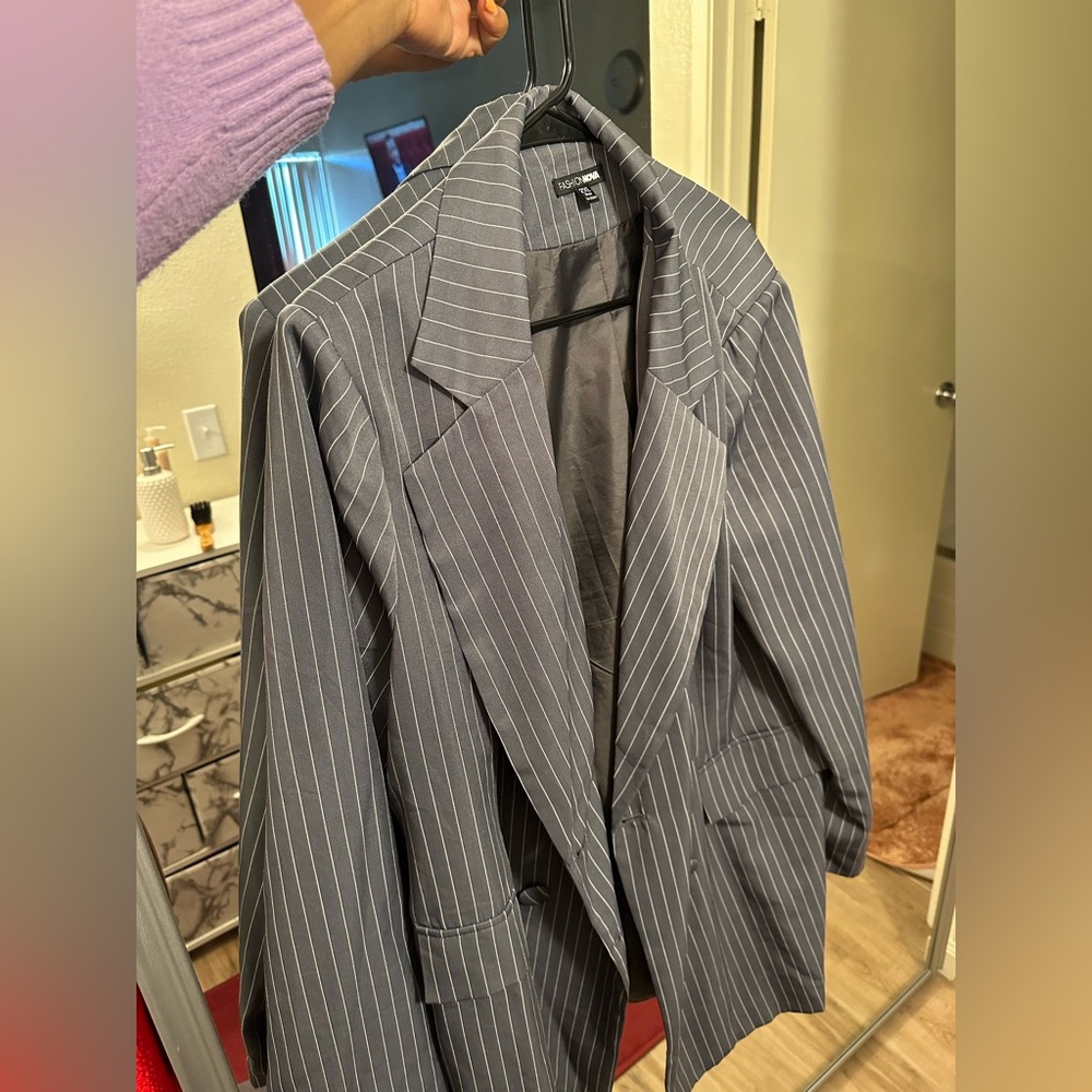 Selling my nice blazer set with shorts (together or separate)